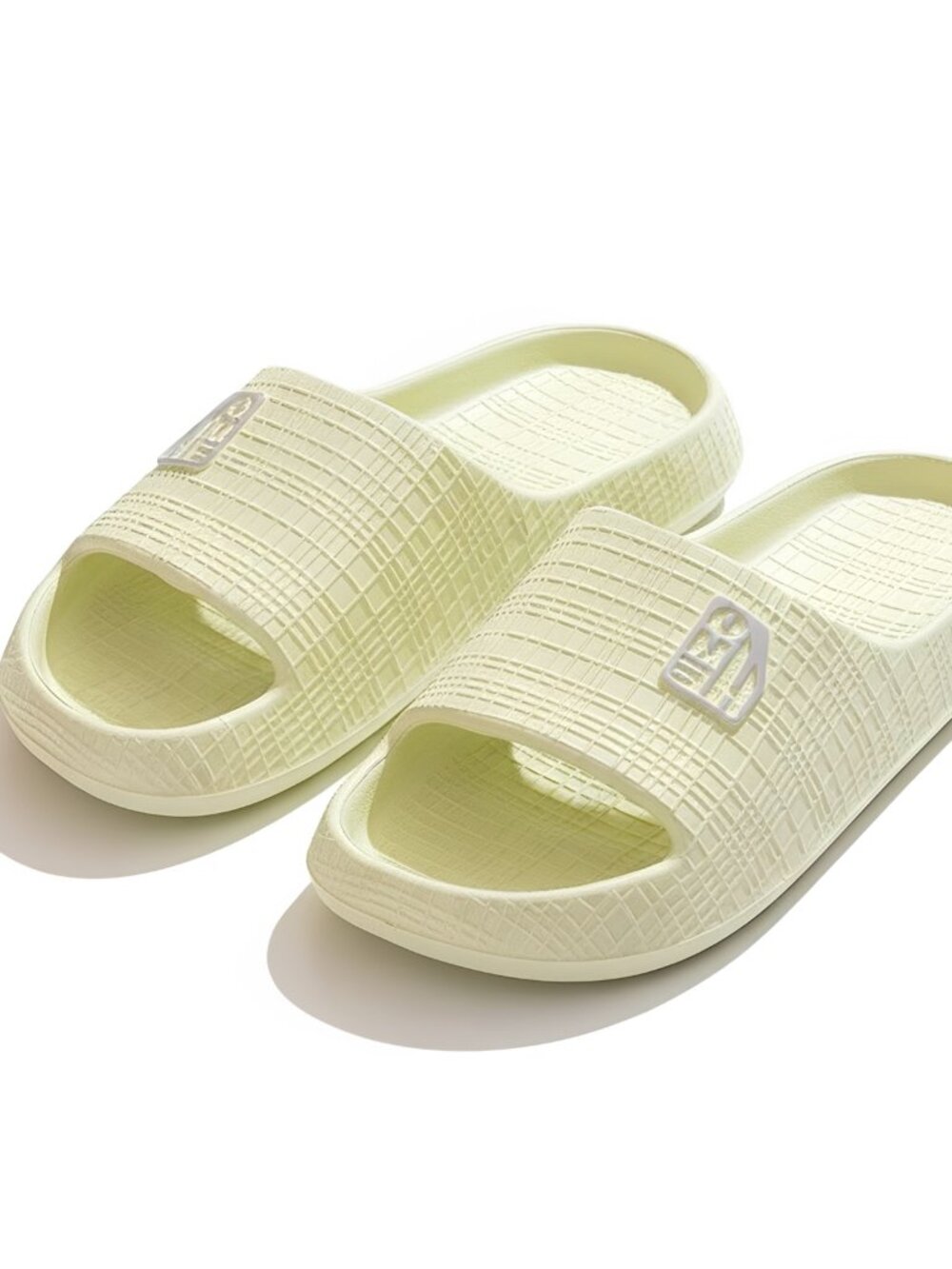 Unisex Lightweight Comfort Slides